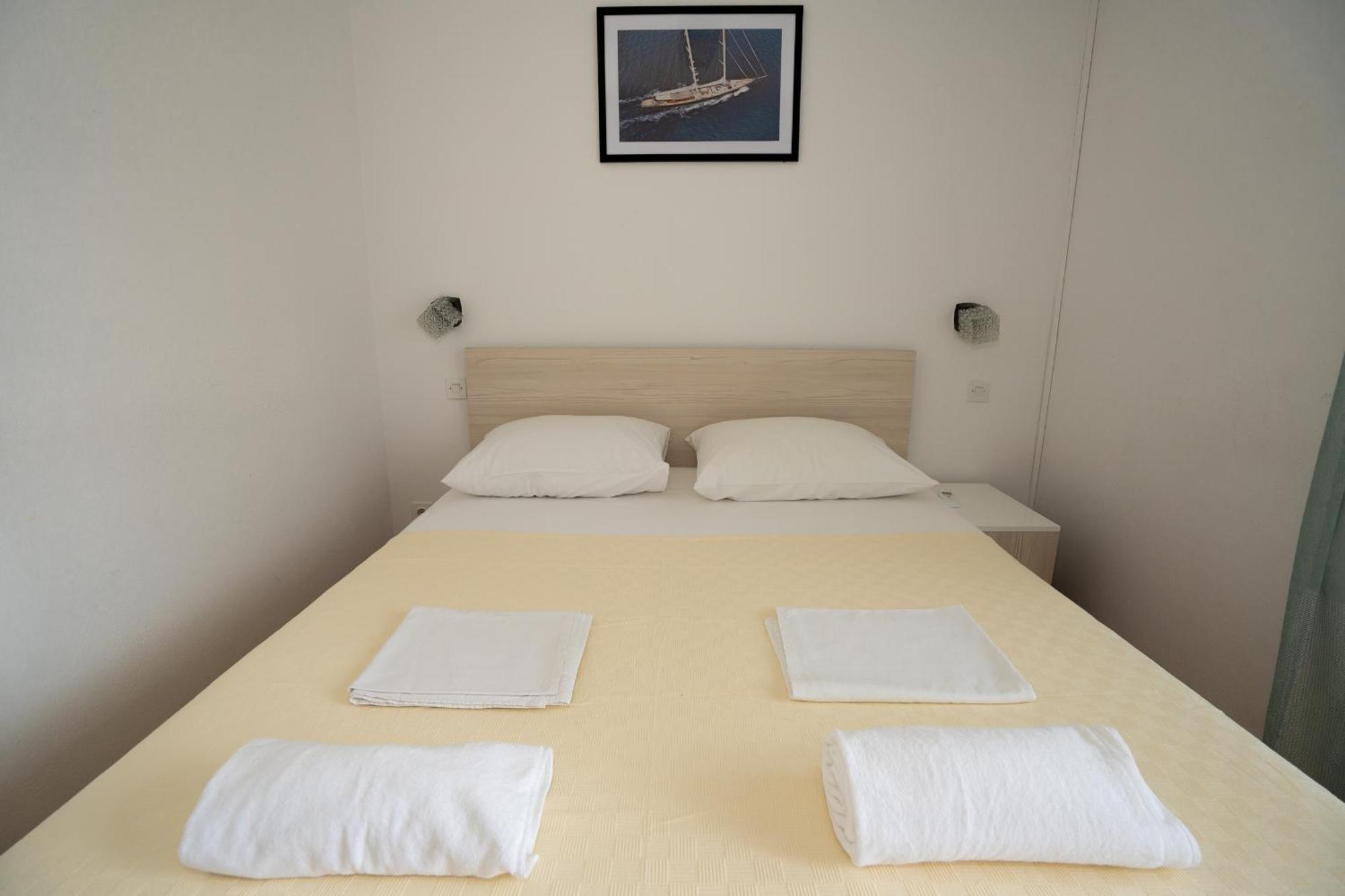 Apartmani Vidusin Novalja Zewnętrze zdjęcie