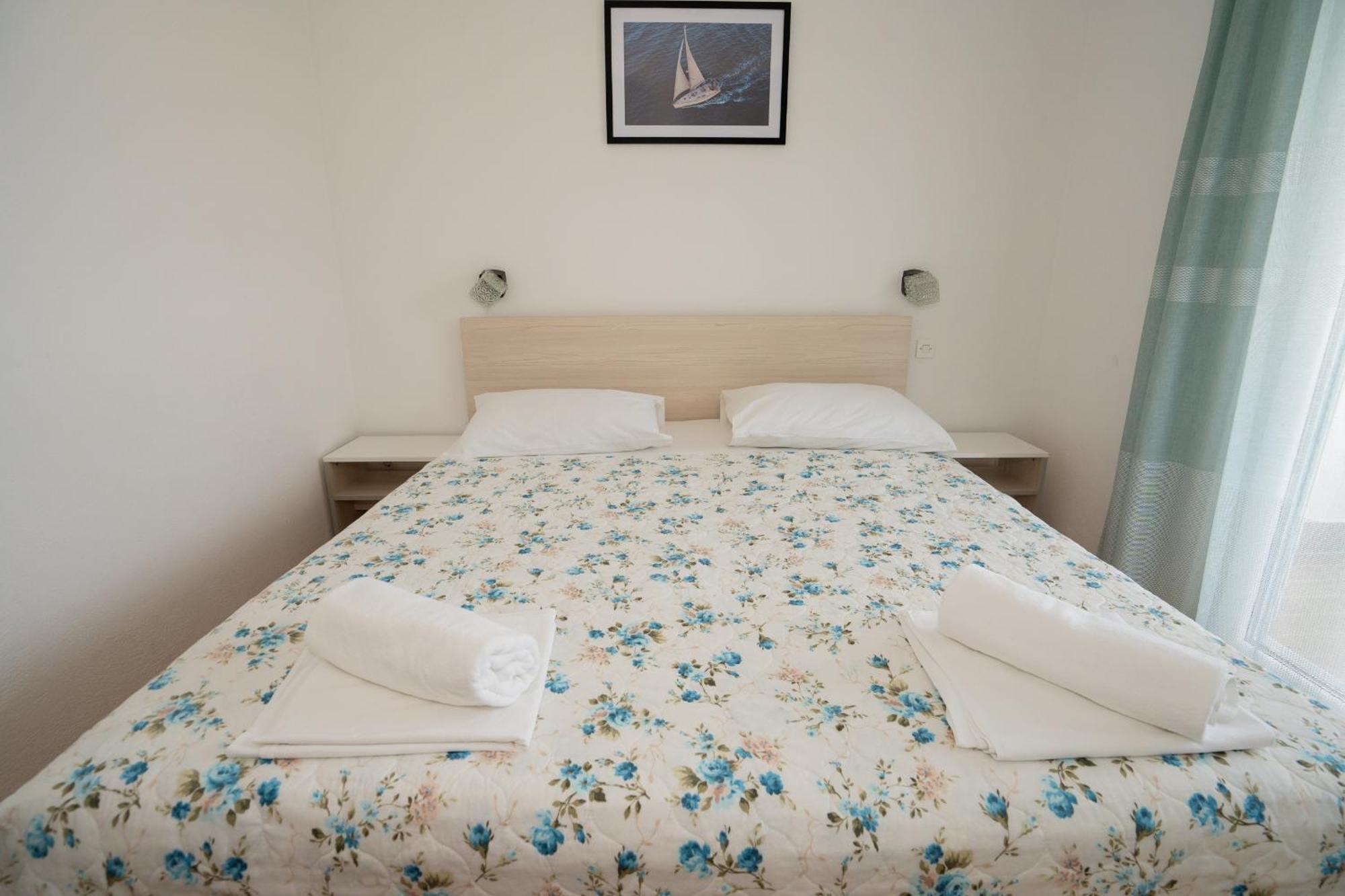 Apartmani Vidusin Novalja Zewnętrze zdjęcie