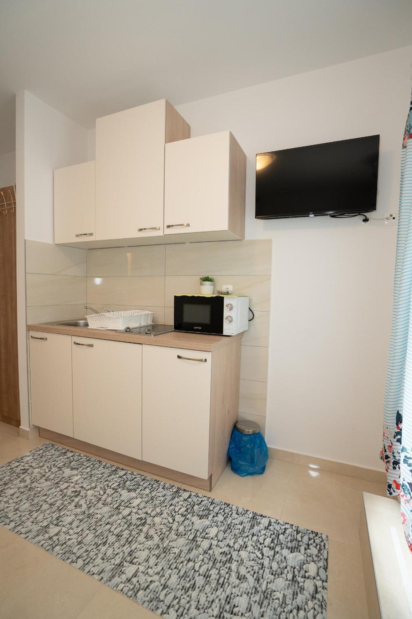 Apartmani Vidusin Novalja Zewnętrze zdjęcie