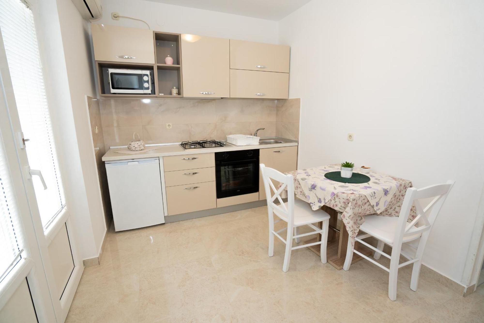 Apartmani Vidusin Novalja Zewnętrze zdjęcie
