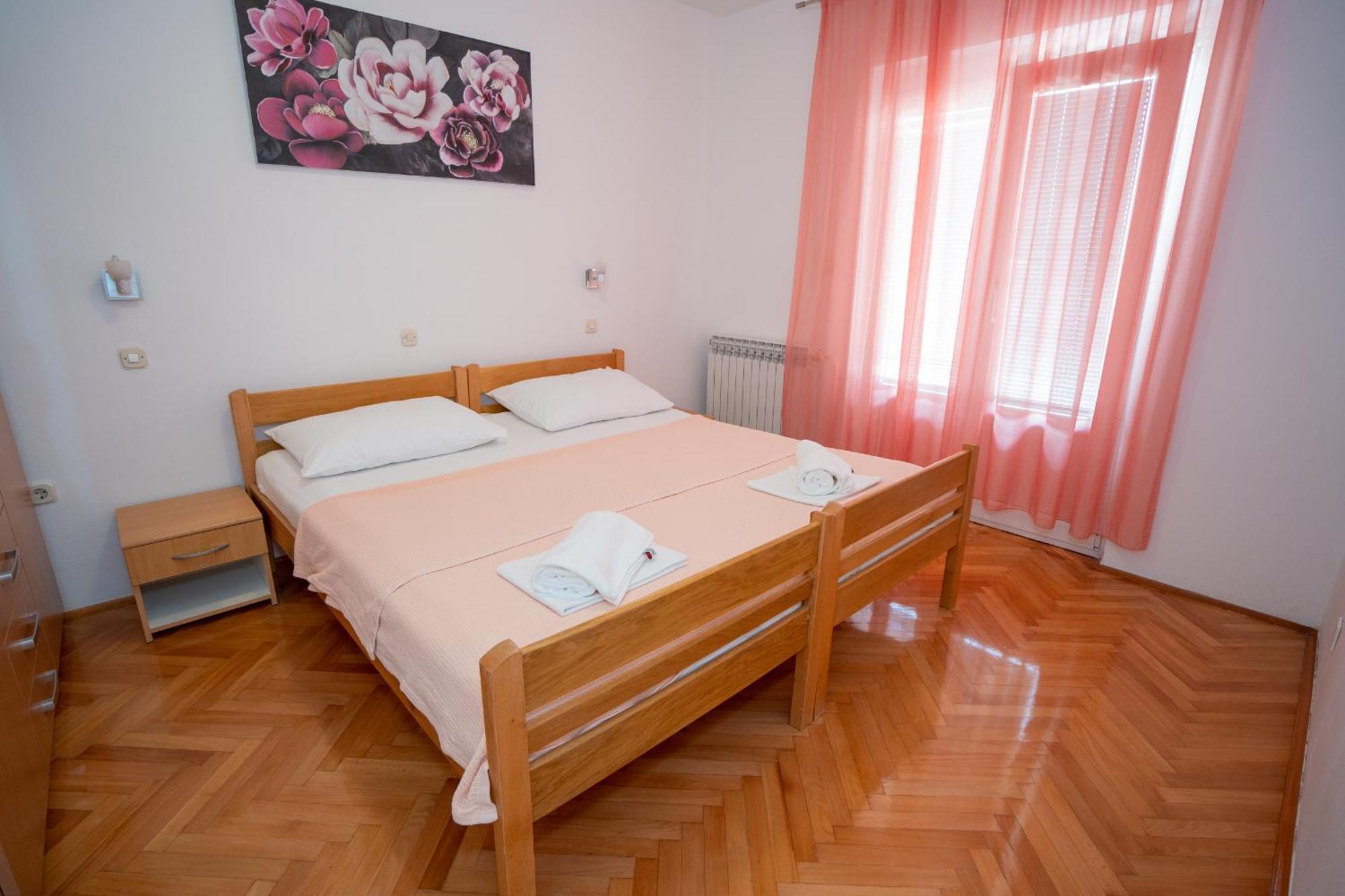 Apartmani Vidusin Novalja Zewnętrze zdjęcie