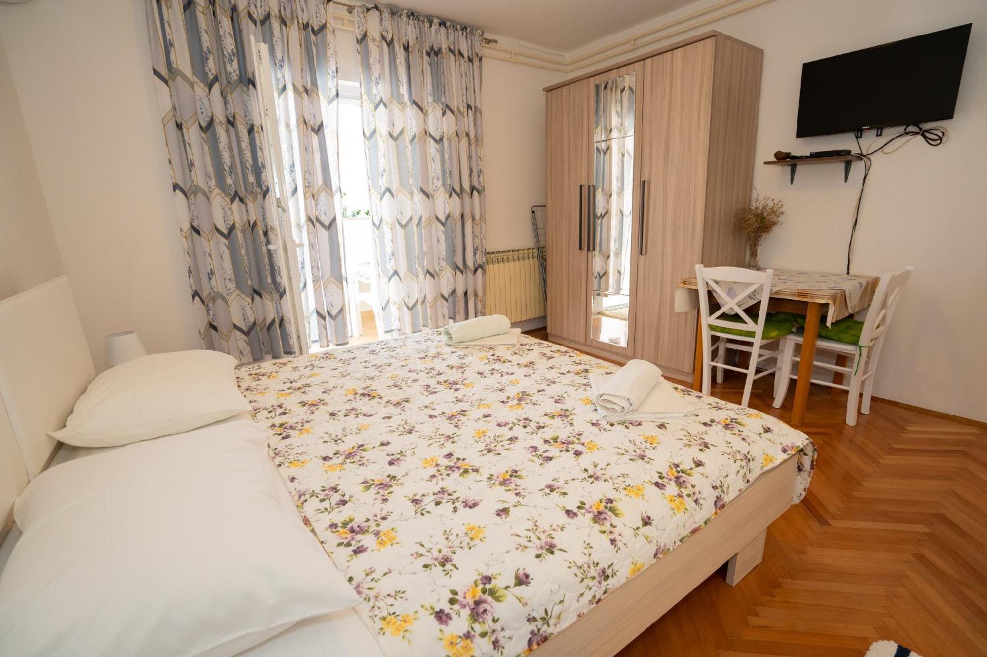 Apartmani Vidusin Novalja Zewnętrze zdjęcie
